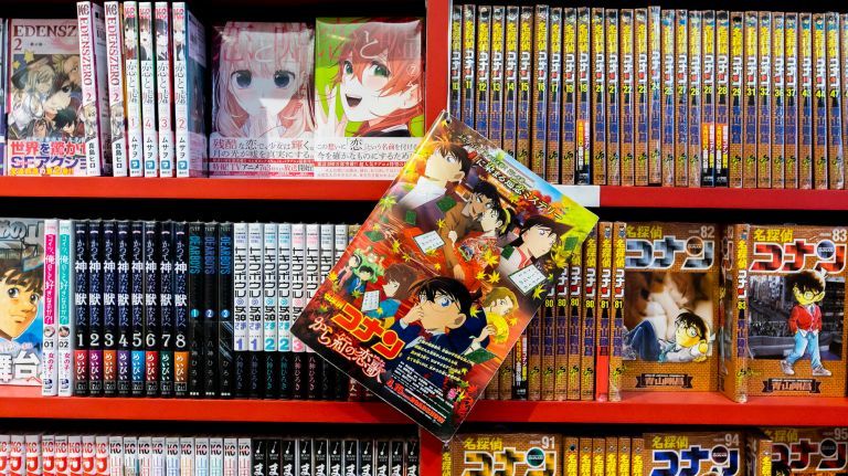 truyện tranh sẽ được bọc plastic